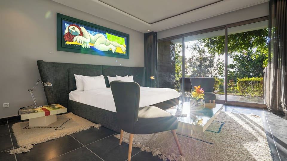 Standard Room | Minibar, free cribs/infant beds, free WiFi