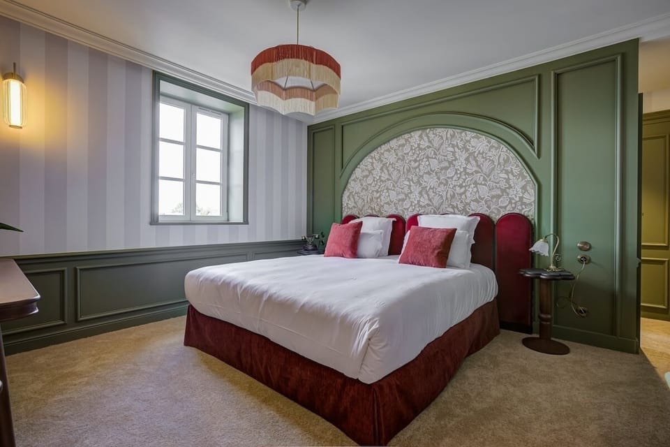 Deluxe Double Room | In-room safe, blackout drapes, soundproofing, WiFi (free)