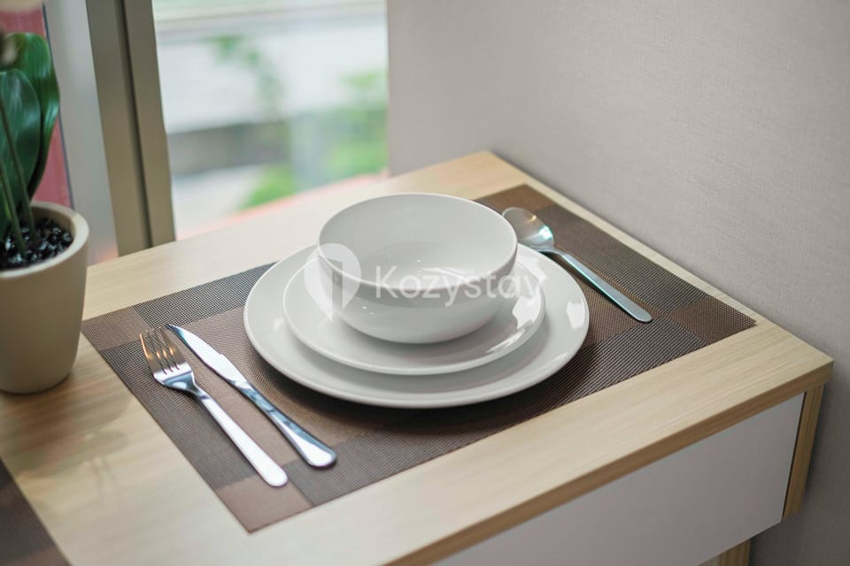 Apartment, 1 Bedroom, City View | Dining room