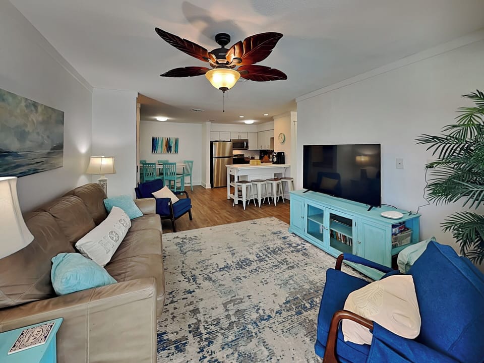 Condo (2 Bedrooms) | Property amenity