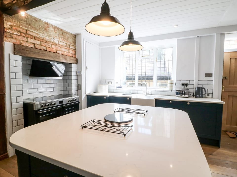 Fridge, microwave, dishwasher, toaster