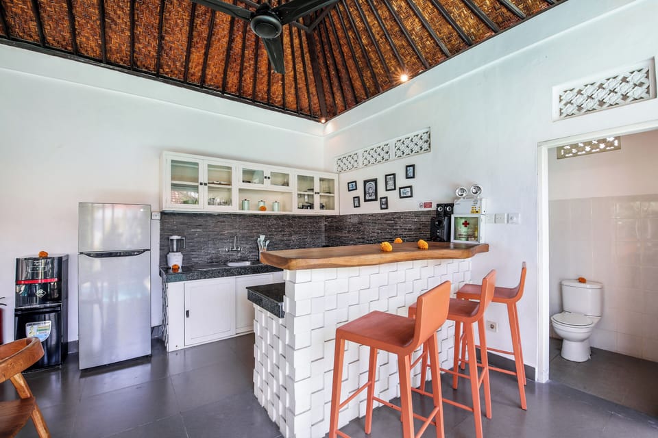 Electric kettle, toaster, highchair