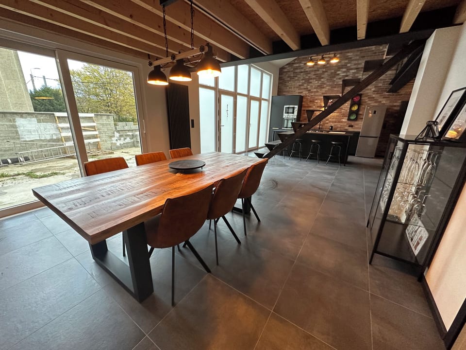 Villa, Courtyard View | Dining room