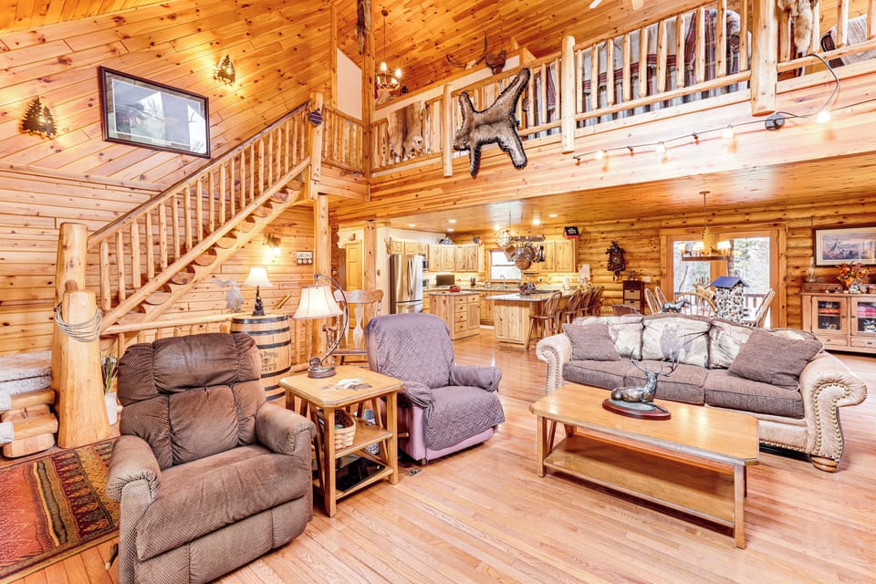 House (3 Bedrooms) | Interior