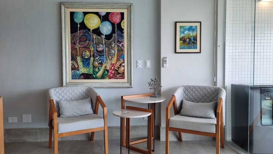Basic Apartment | Living room