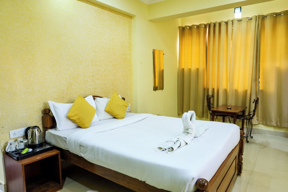Deluxe Room | Free WiFi, bed sheets