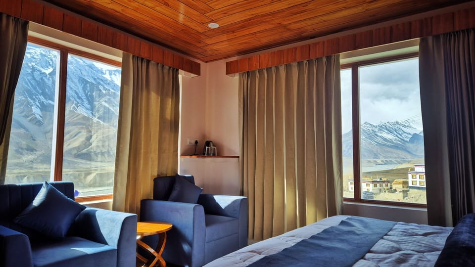 Superior Double Room, Mountain View