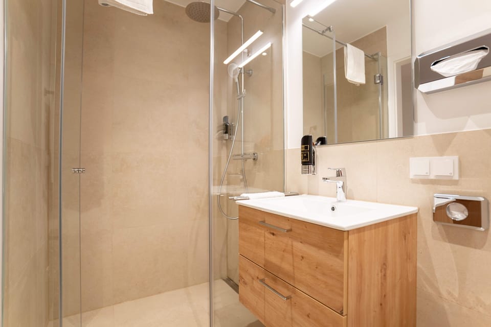Double Room, Garden View | In-room safe, blackout drapes, cribs/infant beds, free WiFi