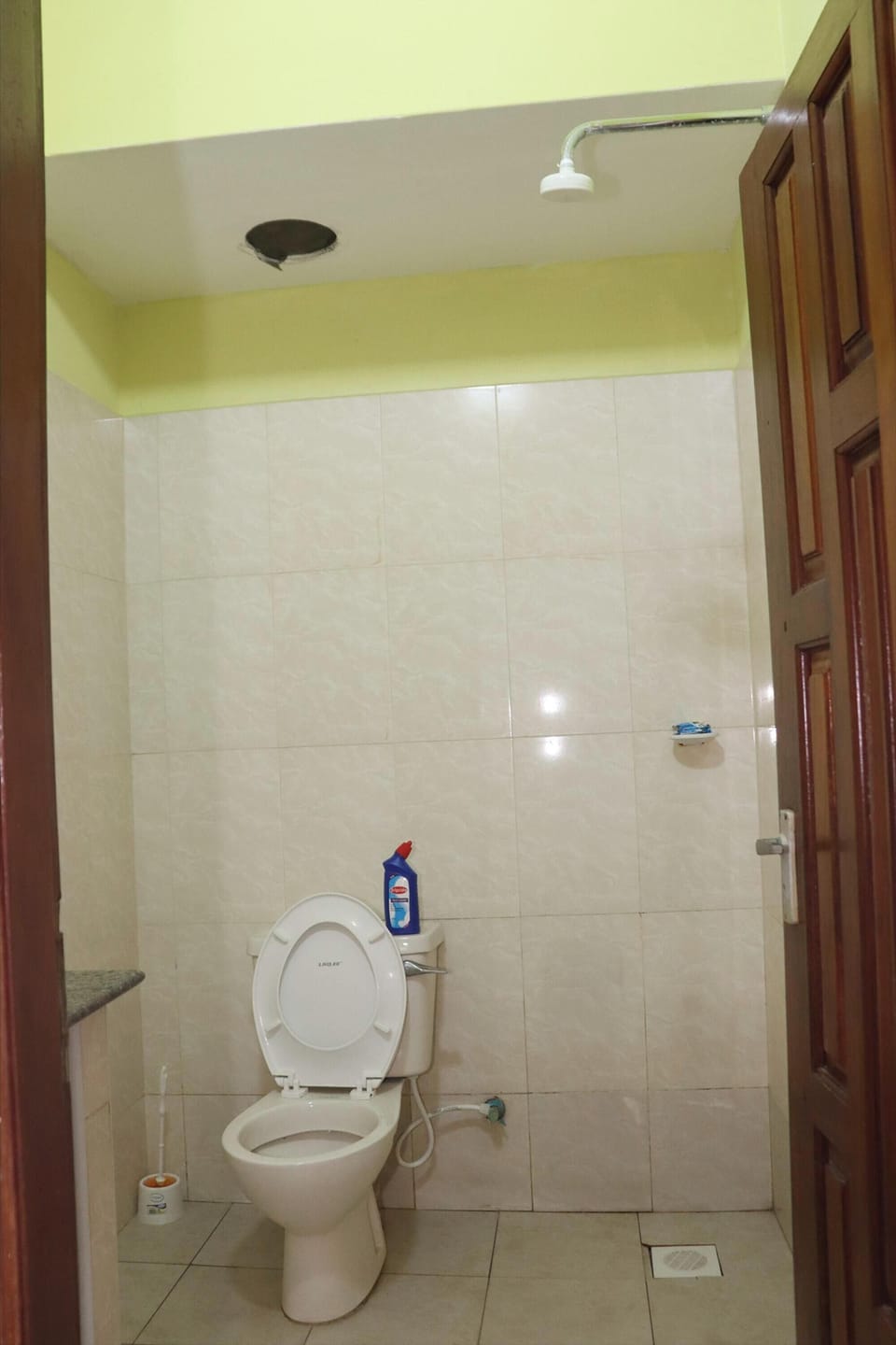 Shower, slippers, towels, soap