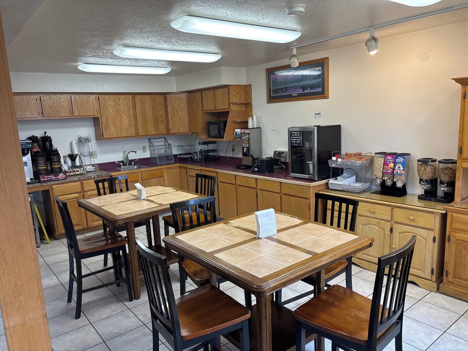 Free daily on-the-go breakfast