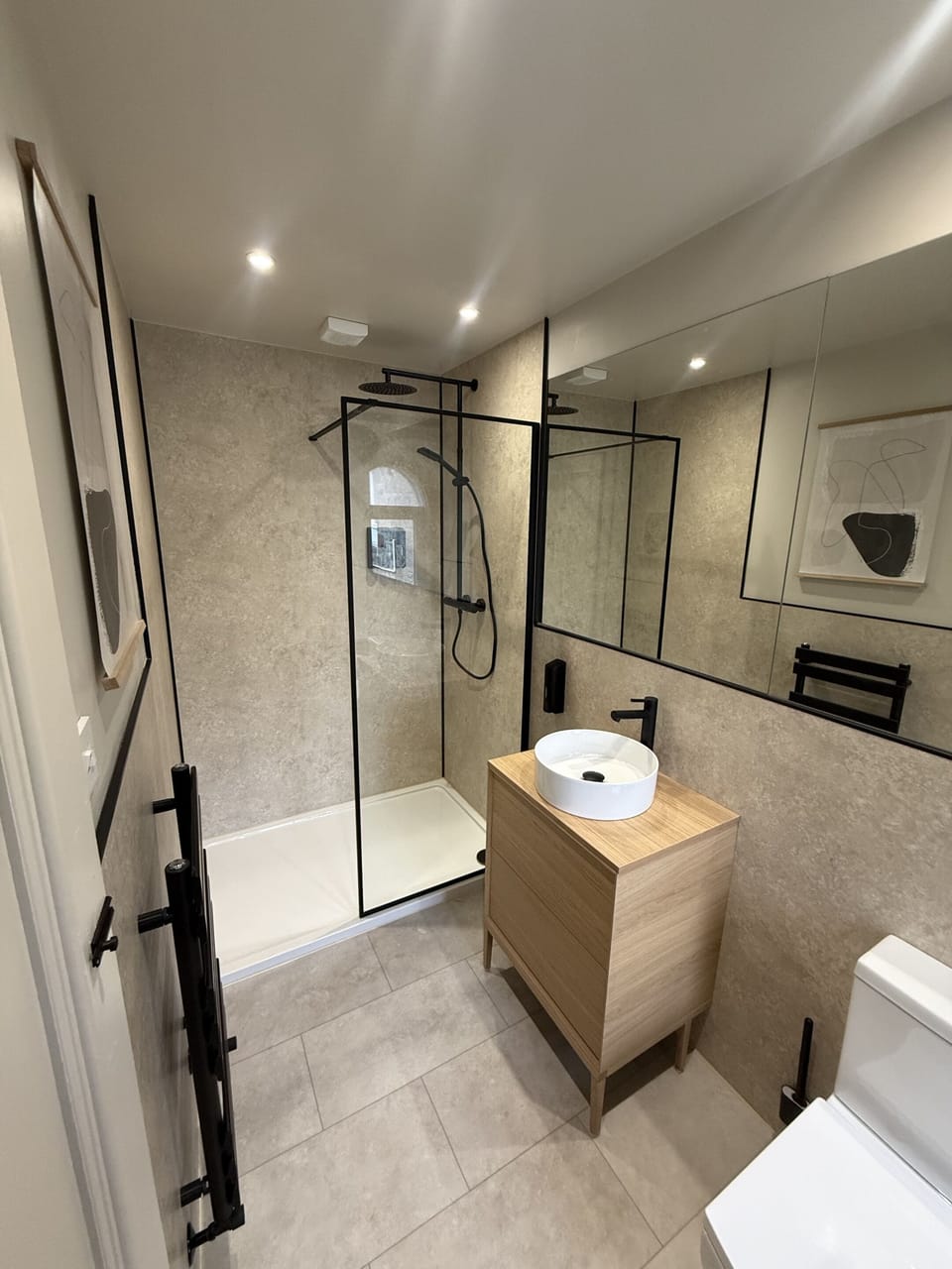 Deluxe Double Room, Garden View | Blackout drapes, iron/ironing board (on request), WiFi (free)