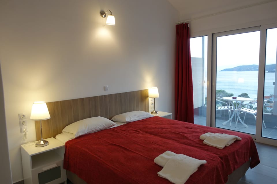 Double or Twin Room, Balcony, Sea View | Premium bedding, pillowtop beds, minibar, in-room safe