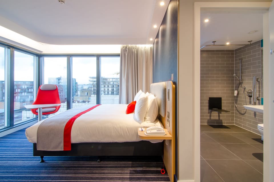 Room, 1 Double Bed, Accessible (Free Hot Breakfast) | Premium bedding, in-room safe, desk, blackout drapes
