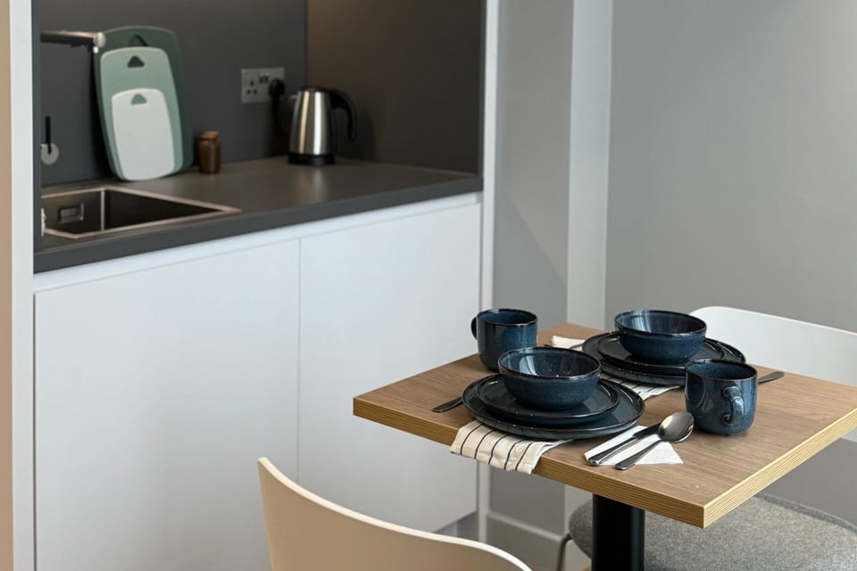 Suite, 1 Double Bed, Kitchenette (Free Hot Breakfast) | Premium bedding, in-room safe, desk, blackout drapes