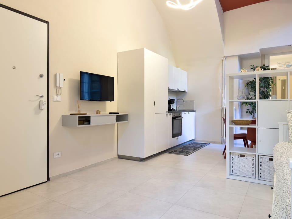 House | 1 bedroom, desk, Internet