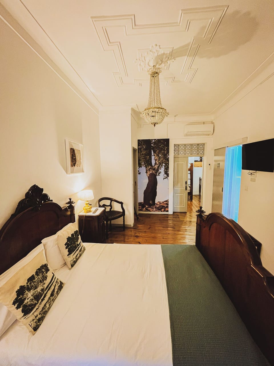 Family Room, Balcony, City View | Iron/ironing board (on request), WiFi (free)