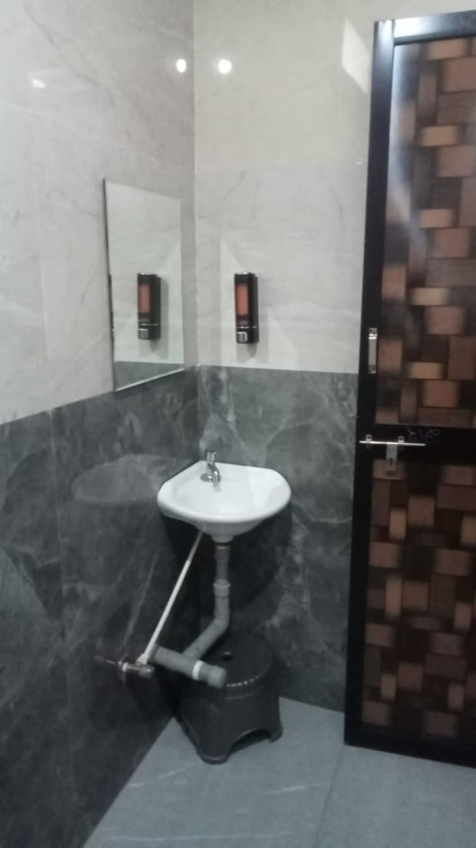 Deluxe Room | Bathroom