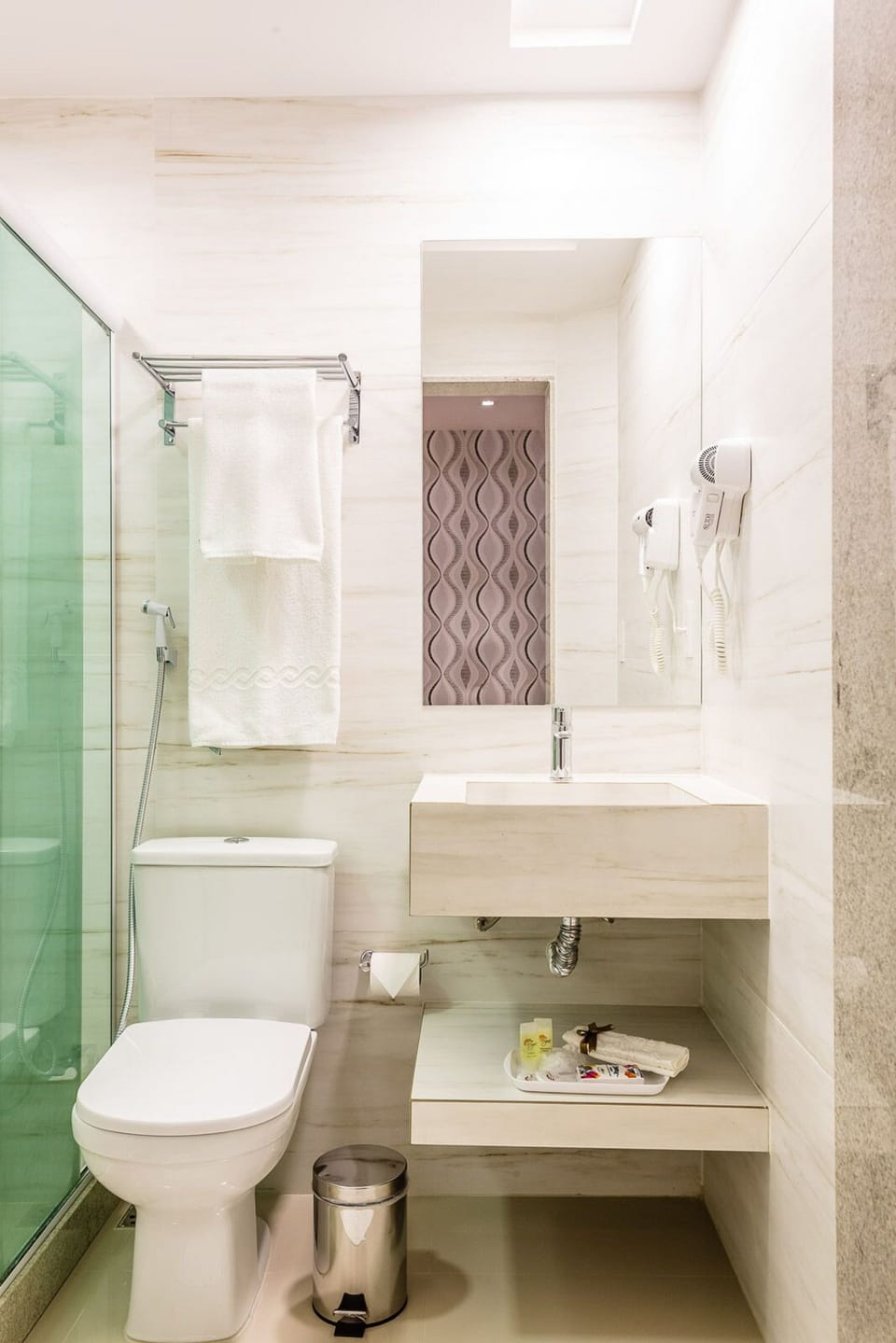 Superior Room | Minibar, in-room safe, desk, blackout drapes