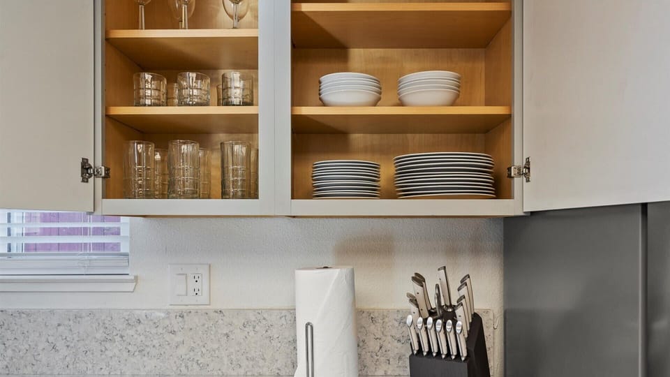 House | 3 bedrooms, desk, Internet