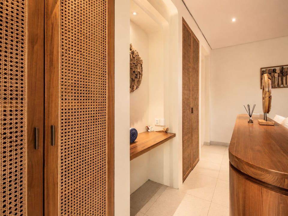Villa (4 Bedrooms) | Exterior