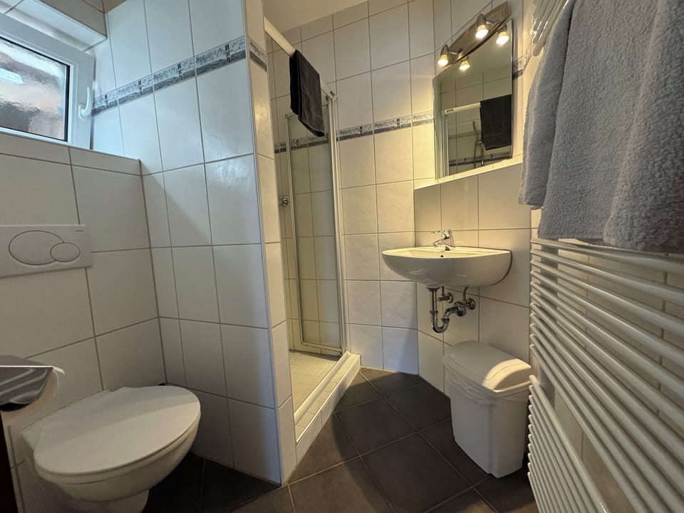 Double Room | Bathroom | Shower, free toiletries, towels, soap