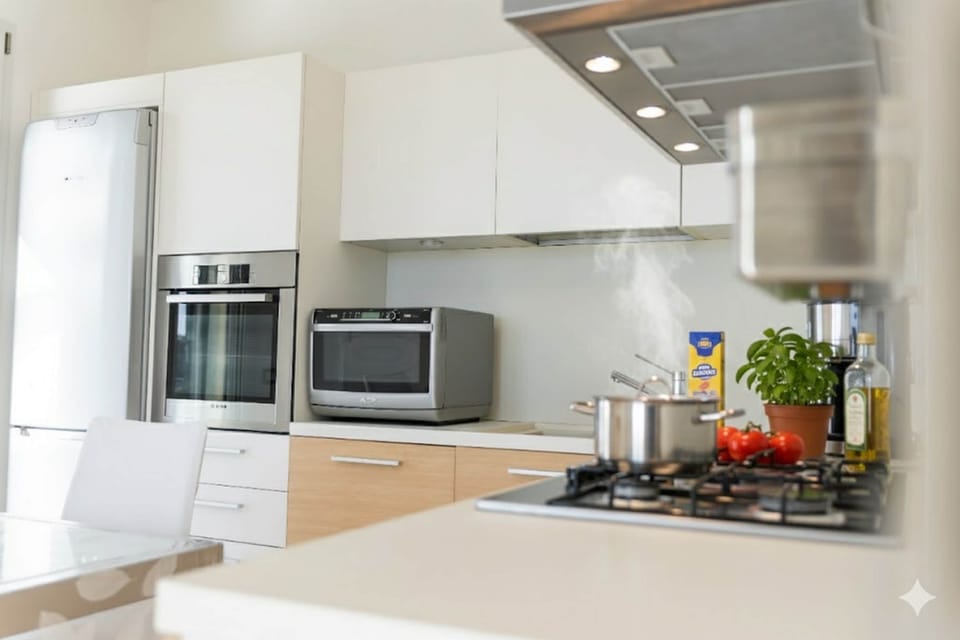 Apartment, Sea View | Private kitchen | Toaster