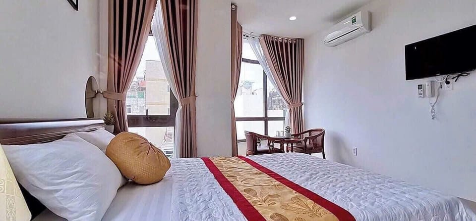 Panoramic Double Room | Desk, iron/ironing board, free WiFi