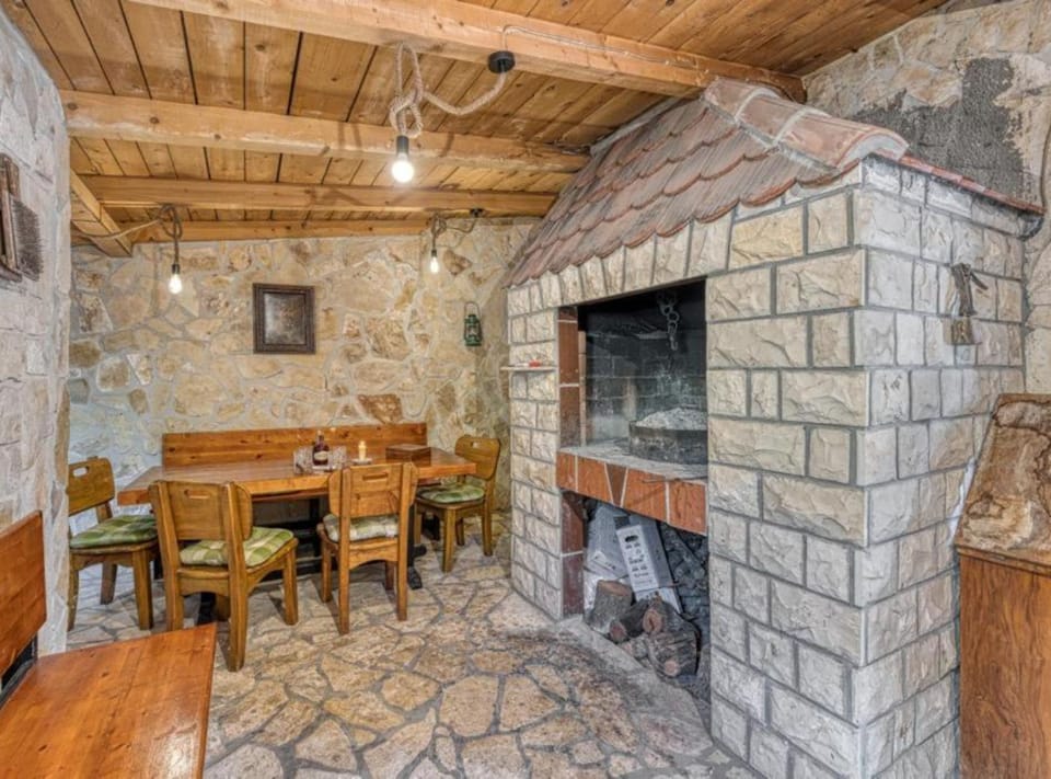 Villa (Four Bedroom Villa With Pool And Sea ) | BBQ/picnic area