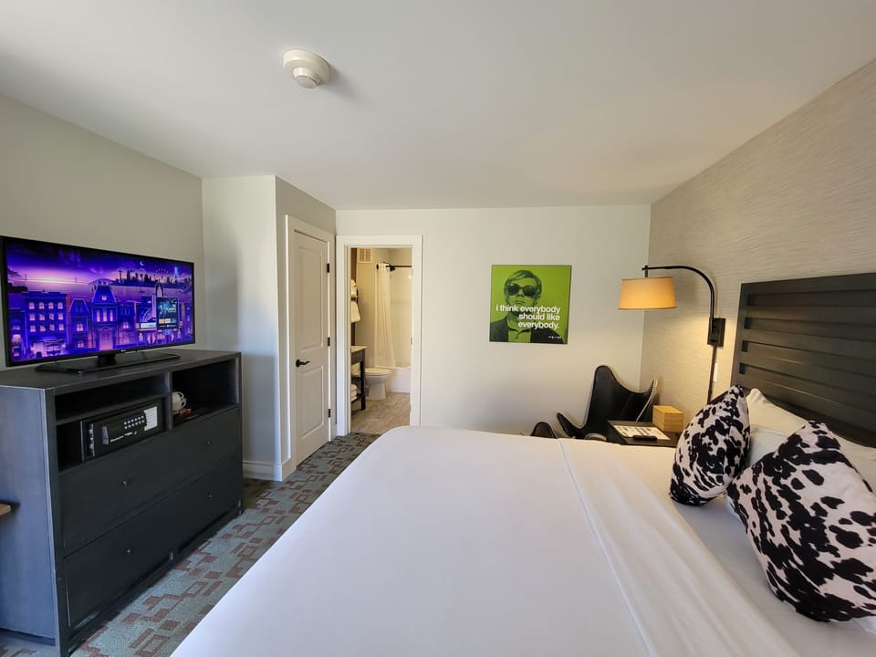 Executive King | Iron/ironing board, free WiFi, bed sheets