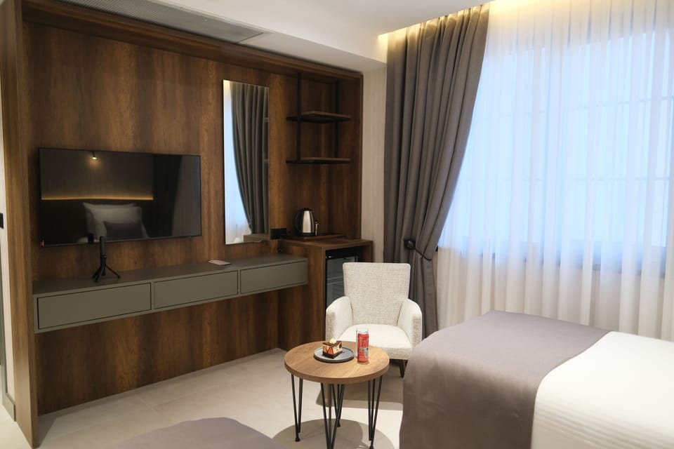 Twin Room, City View | Free WiFi