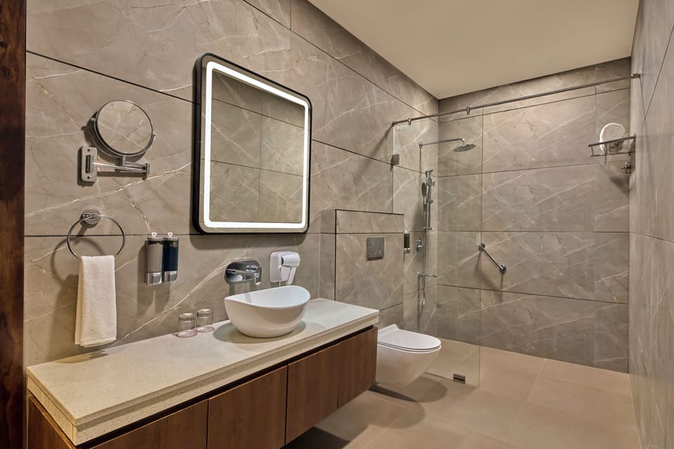Ellwood Cottage | Bathroom