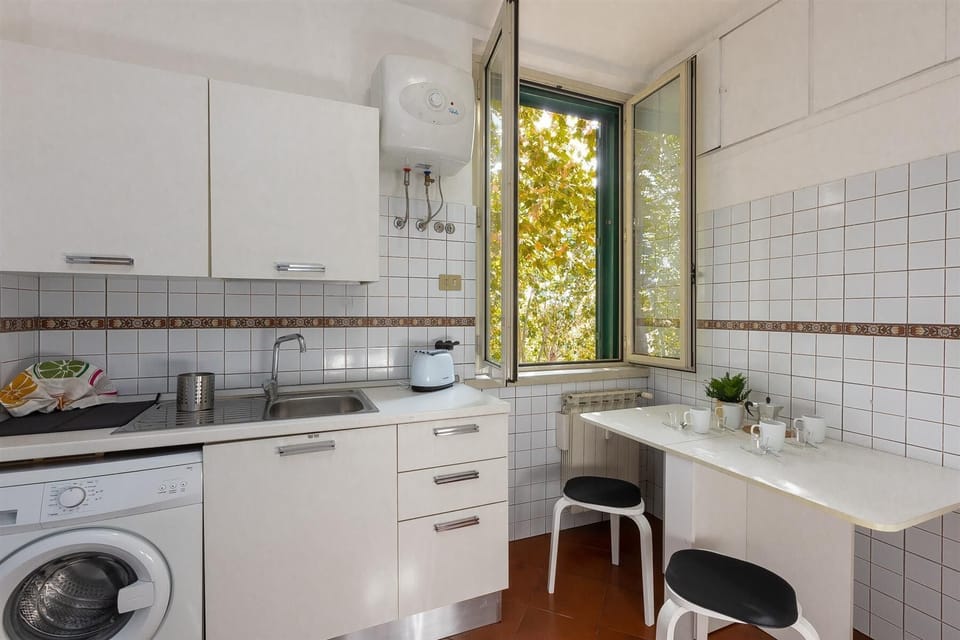 Apartment | Private kitchen | Microwave