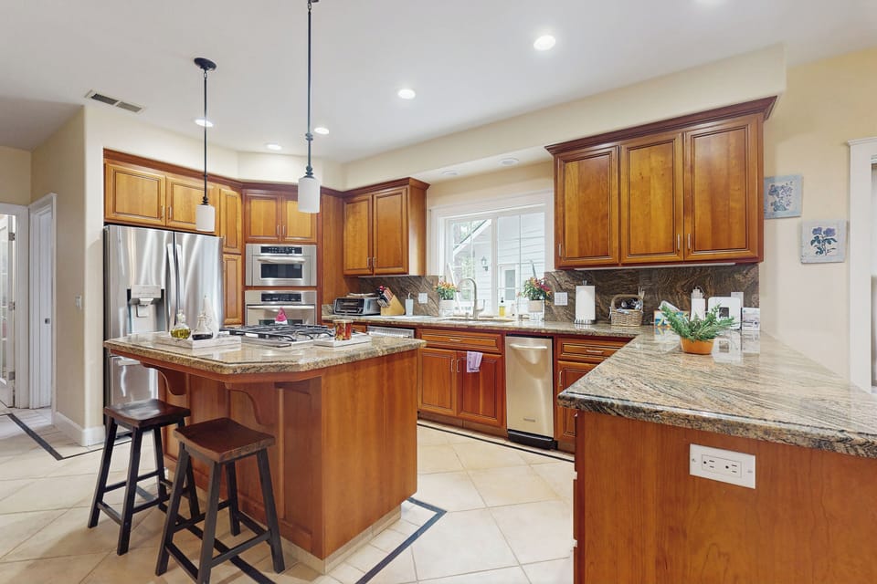 House (4 Bedrooms) | Interior