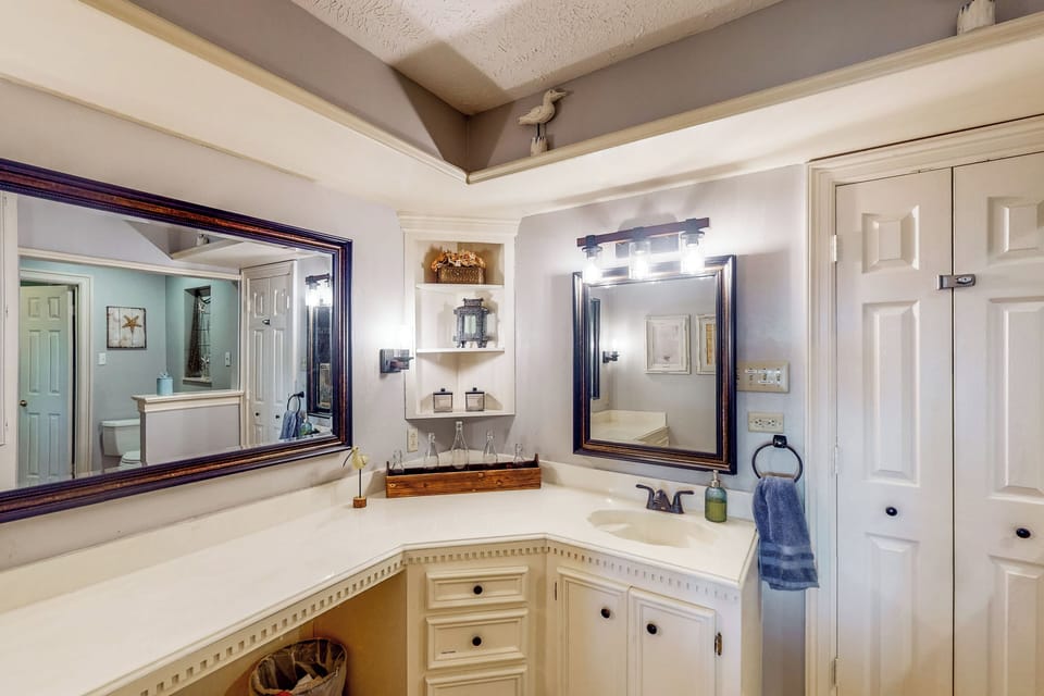 'harbor Haven' w/ Dock: Lake Livingston Home Cottage in Lake Livingston