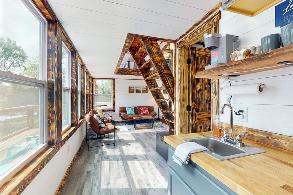 House (1 Bedroom) | Interior