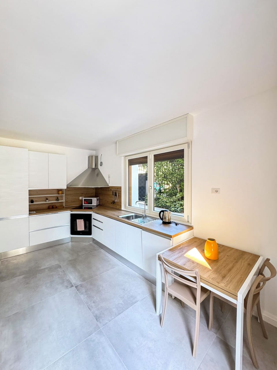 Apartment | Private kitchen | Electric kettle