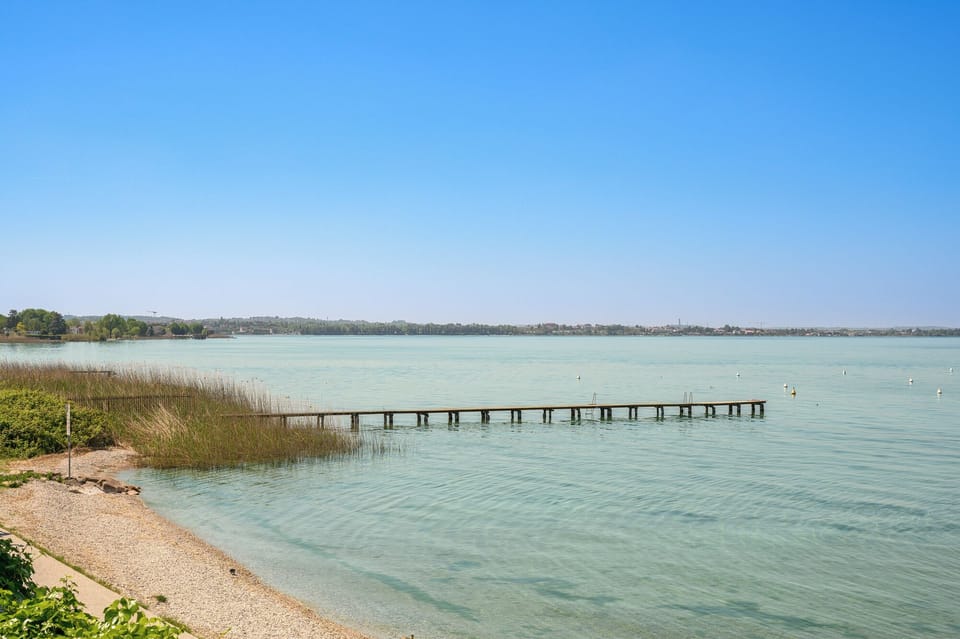 Dock