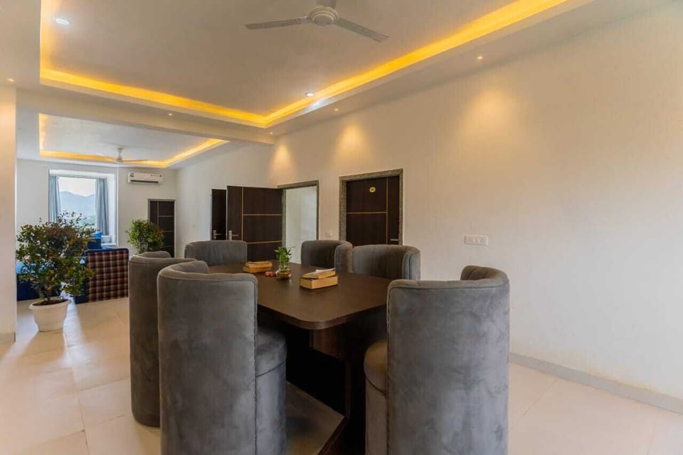 Deluxe Villa, Balcony | Living area | Computer monitors, printers