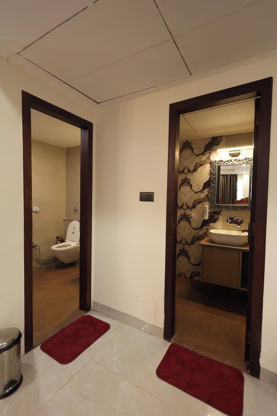 Family Room | Bathroom | Shower, soap, shampoo, toilet paper