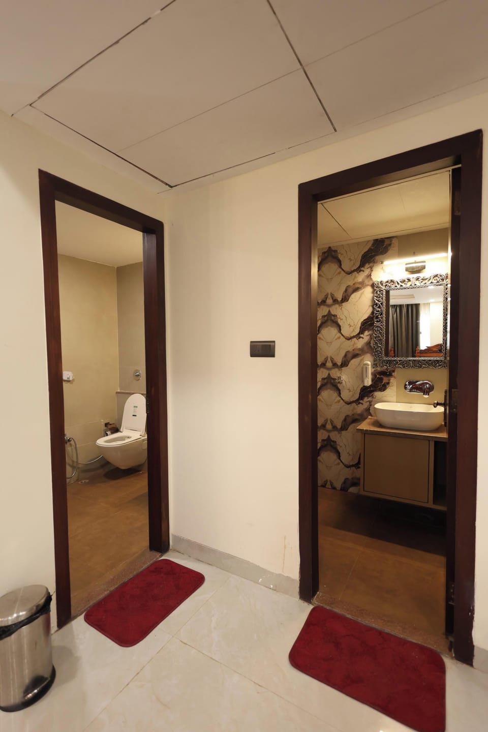 Family Room | Bathroom | Shower, soap, shampoo, toilet paper