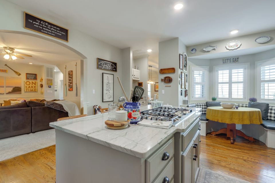 House (4 Bedrooms) | Interior