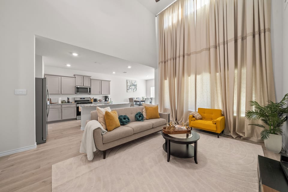 Villa, Mobility Accessible, Non Smoking | Living area | Flat-screen TV