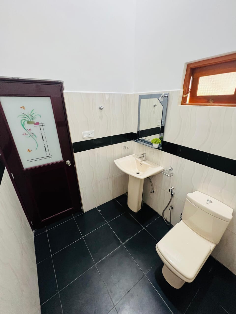 Yala Mangora Inn Bed and Breakfast in Southern Province
