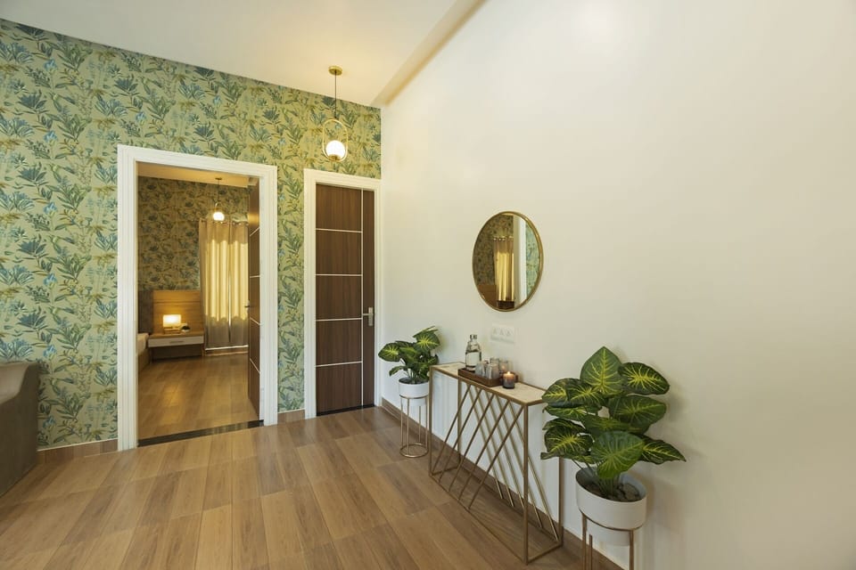 Deluxe Studio Suite | Iron/ironing board, free WiFi