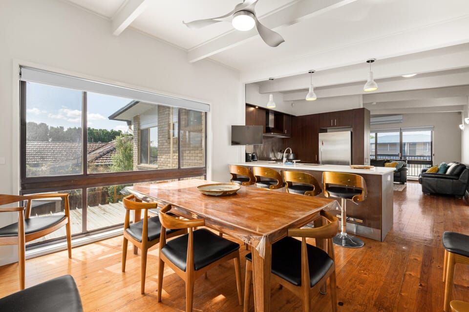 Apartment | Dining