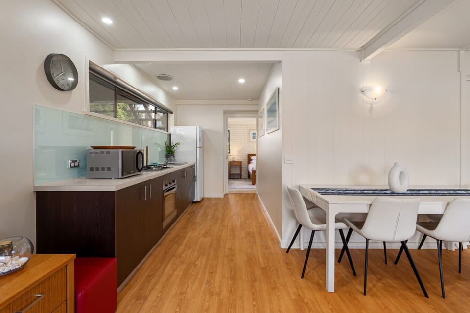 Apartment | Dining