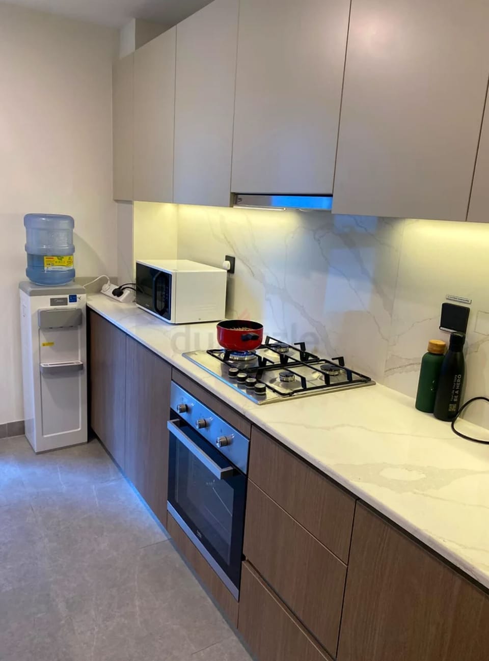 Standard Shared Dormitory, Mixed Dorm, City View | Shared kitchen facilities | Fridge, microwave, oven