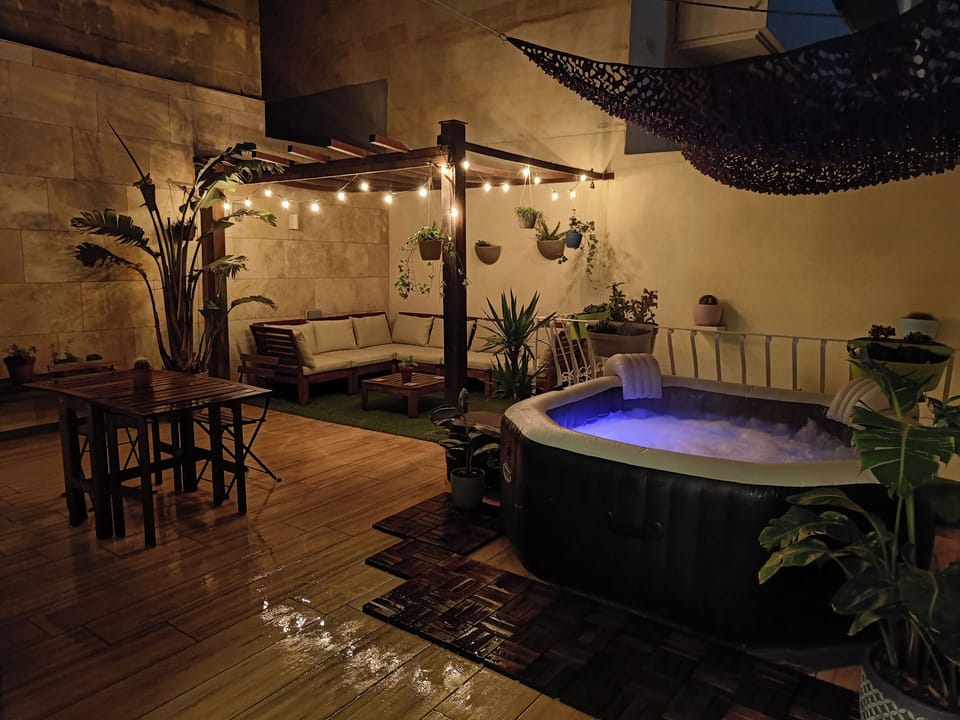 Apartment, 1 Queen Bed with Sofa bed, Air conditioning | Private spa tub