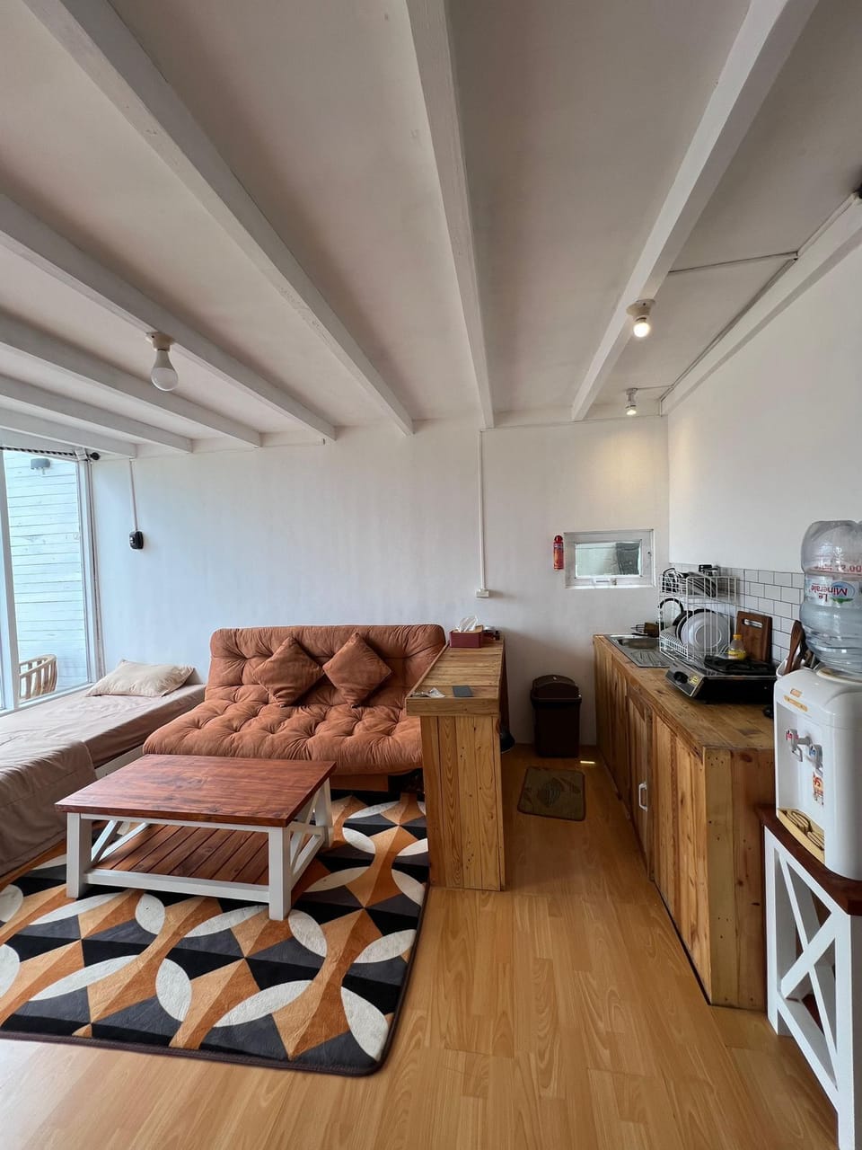 Family Cottage, Garden View | Private kitchen | Electric kettle, cookware/dishes/utensils