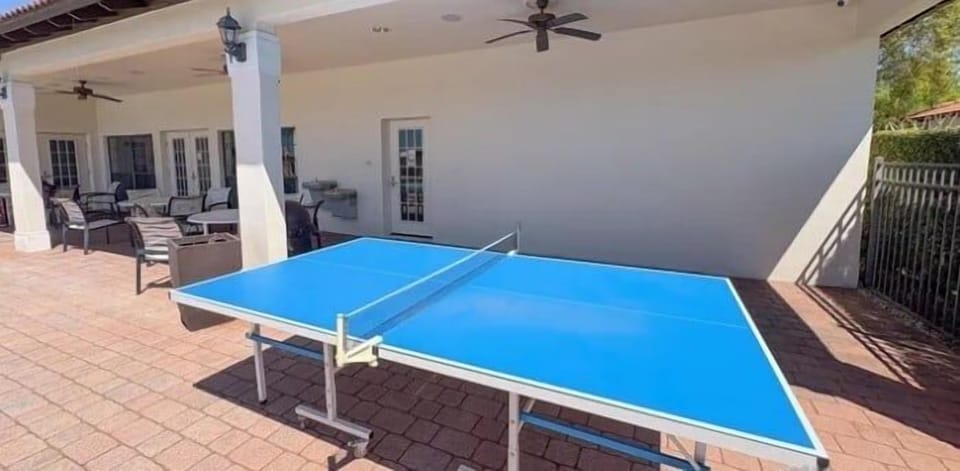 House, 4 Bedrooms | Terrace/patio